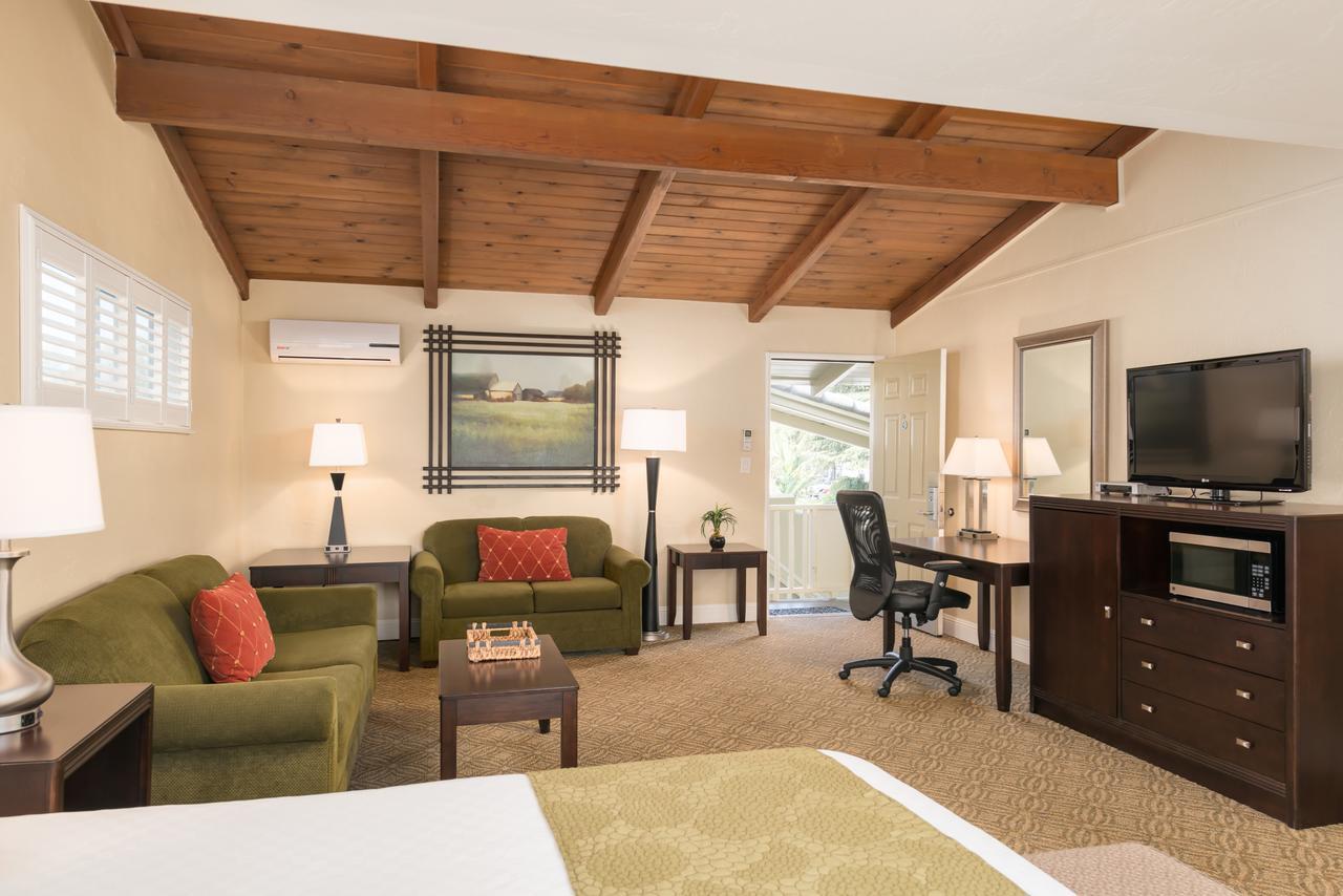Country Inn Motel Palo Alto Luaran gambar