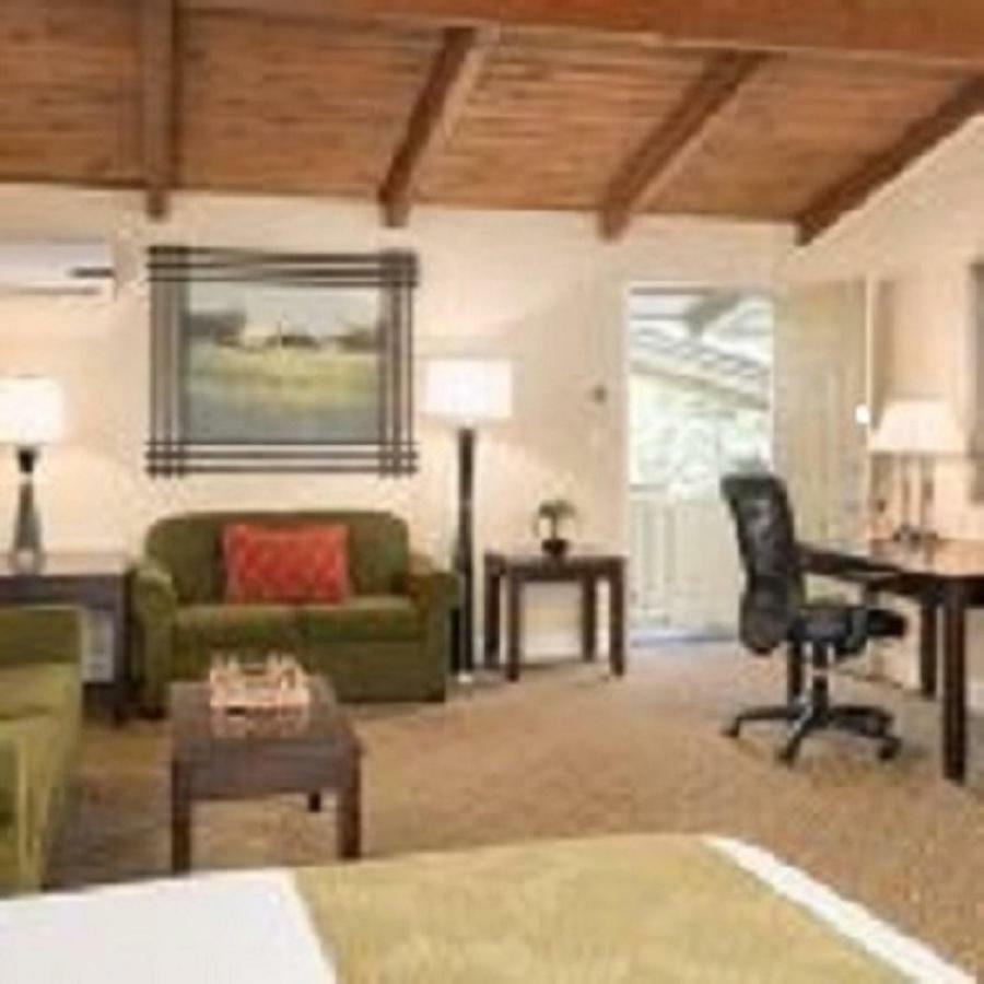 Country Inn Motel Palo Alto Luaran gambar