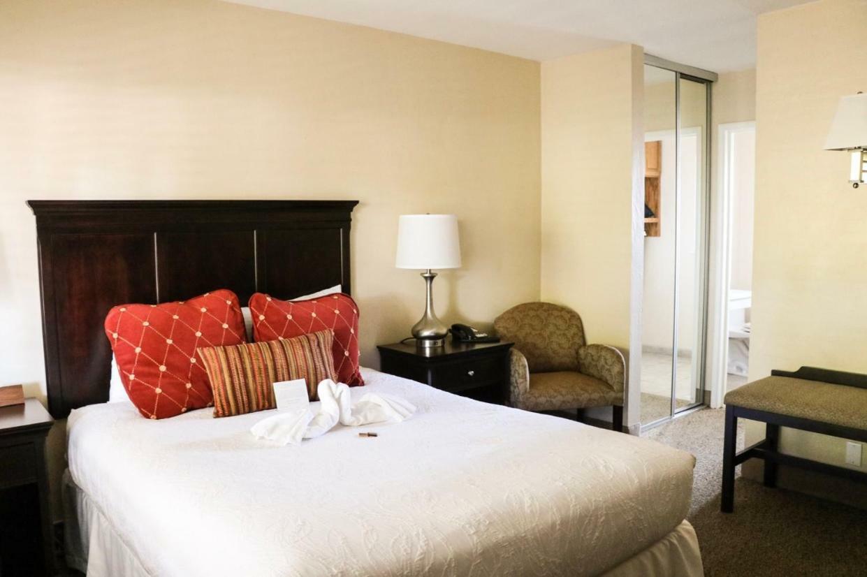 Country Inn Motel Palo Alto Luaran gambar